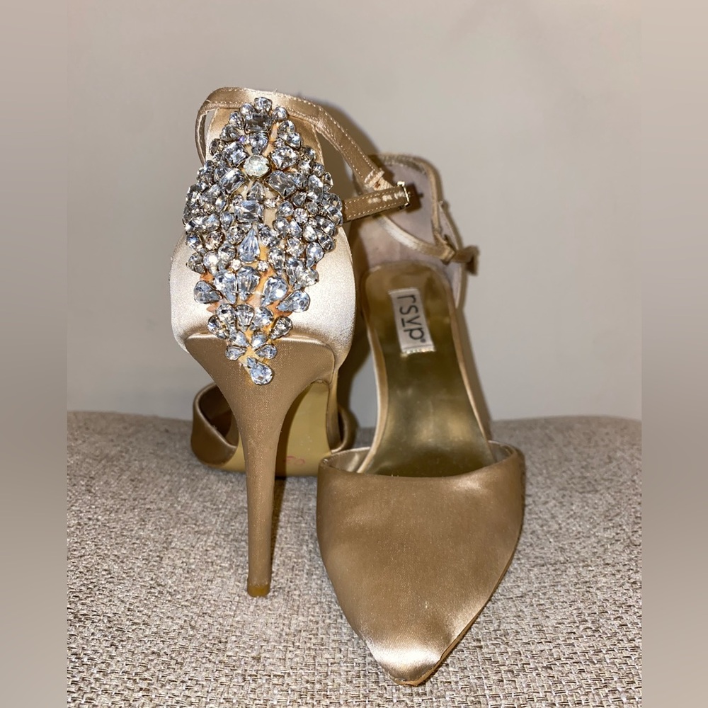 RSVP SATIN HEELS IN BEIGE/CREAM - Picture 2 of 12